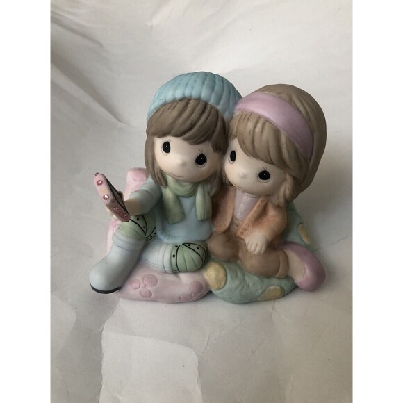 Precious Moments Figurine "I'm Always My “Selfie” With You! - Picture 1 of 7